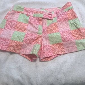 Vineyard Vines shorts